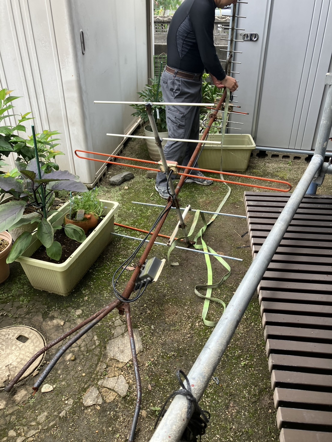 外壁塗装・屋根塗装　アンテナ撤去