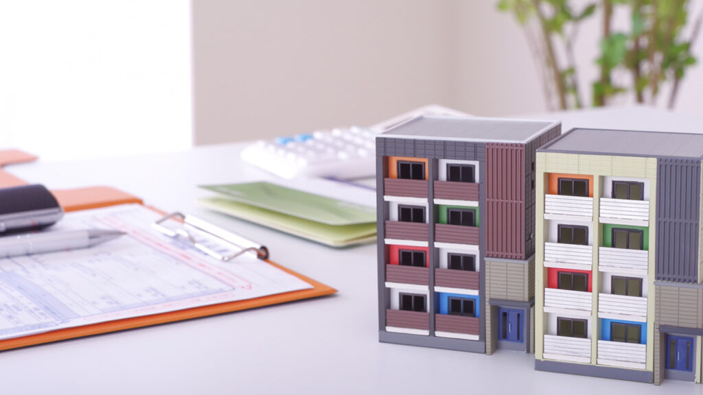 マンションと見積もりのイメージ画像