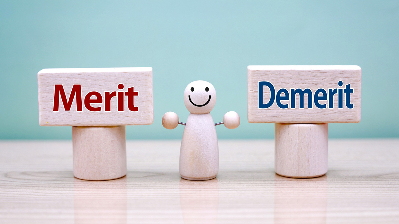 メリットとデメリットの画像