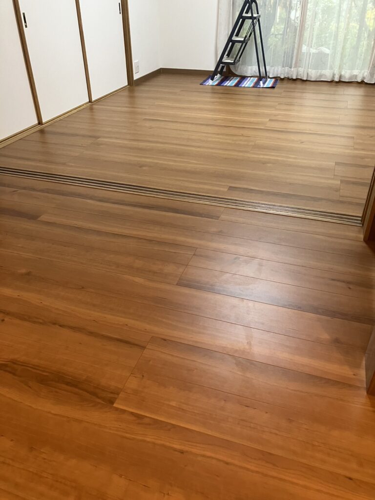 ﾘﾋﾞﾝｸﾞ床　フローリング　張り替え工事