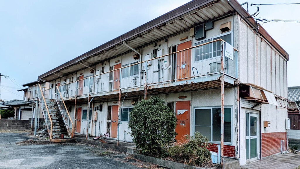 古いアパートの画像