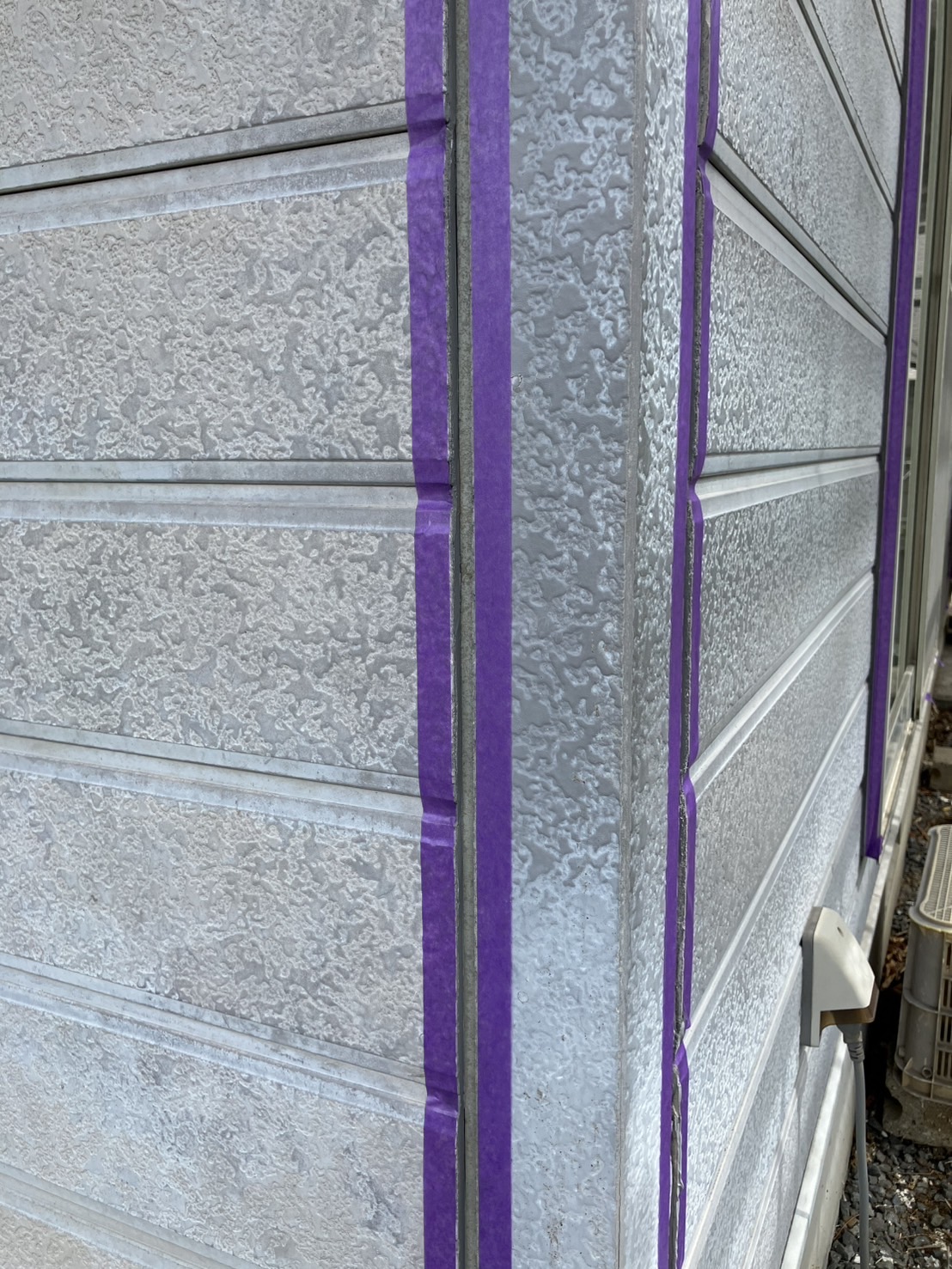 外壁塗装　目地シーリング打ちかえ