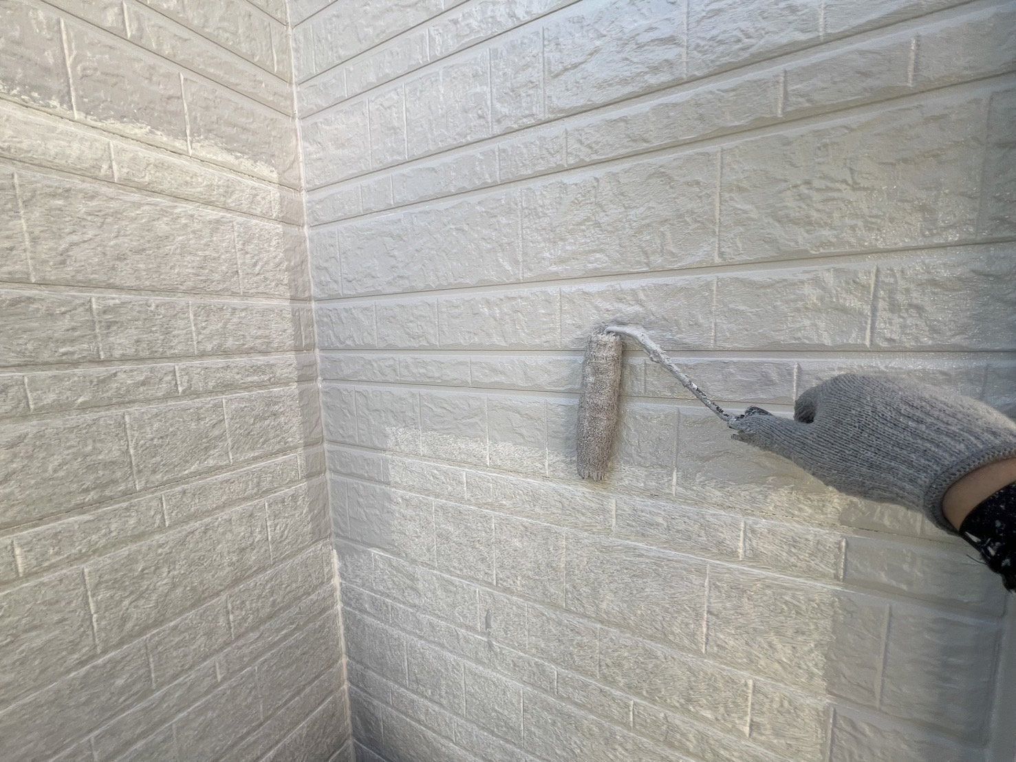 外壁塗装　中塗り